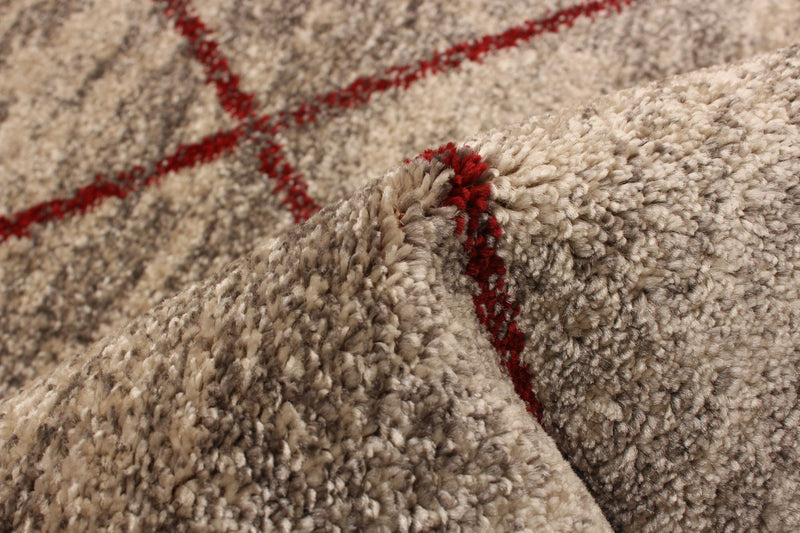 Grande Ivory/Red 3'11\" X 5'7\" Area Rug