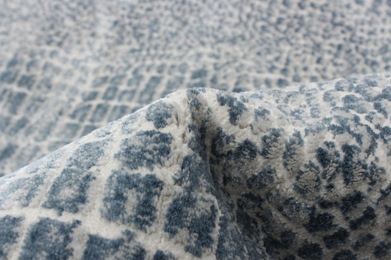 Kecia Blue/cream Rug 6'7\" X 9'6\" Area Rug