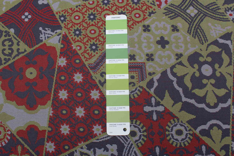 Bellezza Red / Green 2'2\" x 40'0\" Area Rug