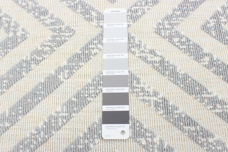 Dodie Light Grey 5'3\" x 7'7\" Area Rug