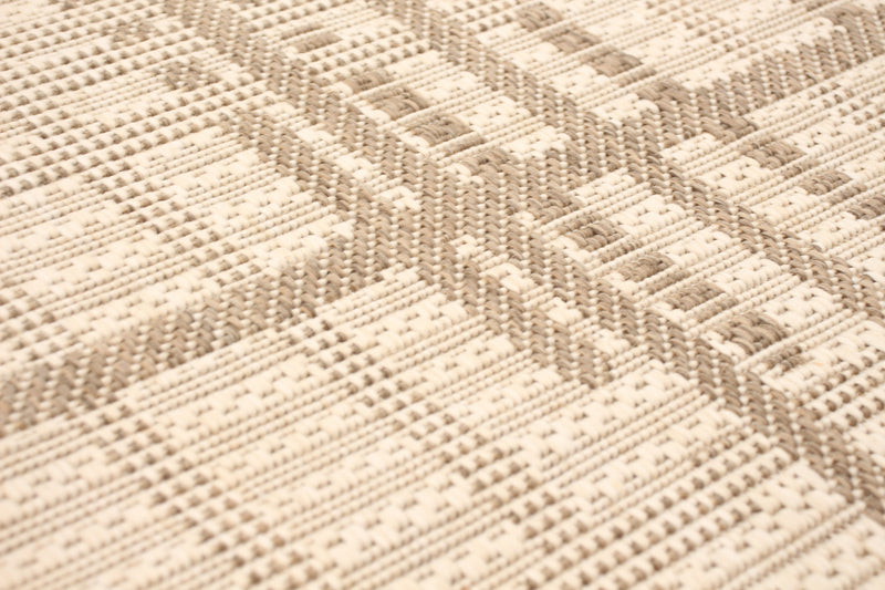 Sadie Burburry Champagne-Taupe Area Rug - 5'3\" x 7'7\"