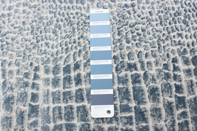 Kecia Navy/cream Rug 5'3\" X 7'3\" Area Rug