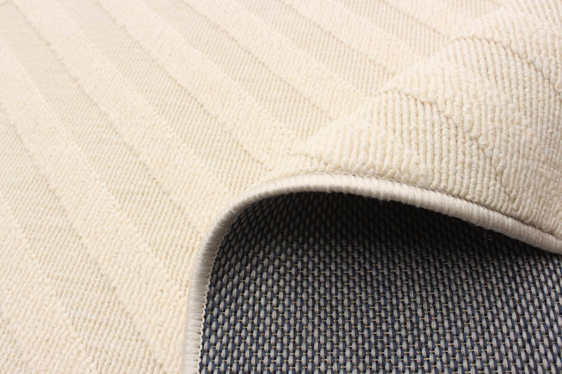 Dodie Ivory 3'11\" x 5'7\" Area Rug