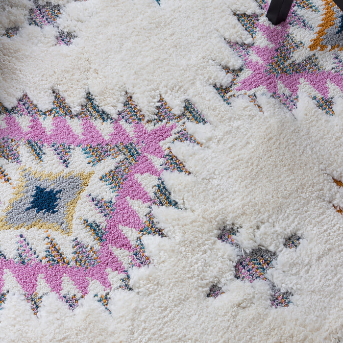 Lola Diamond 5x8 Area Rug