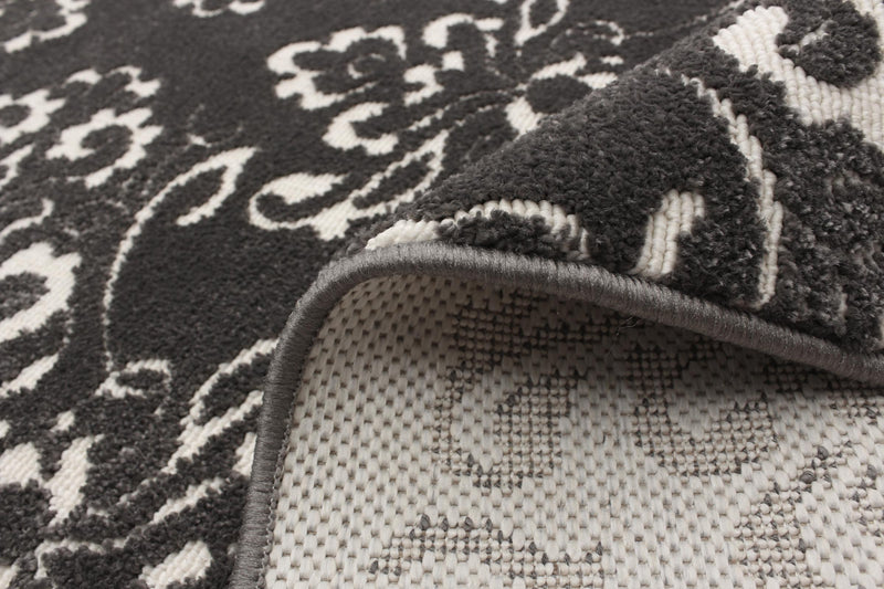 Caledonia Grey 3'11\" x 5'7\" Area Rug